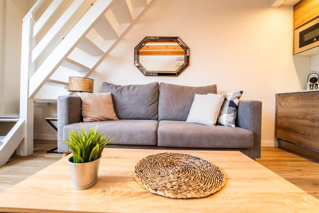 Апартаменти Ocean View Loft Ла-Віла-Джойоза Екстер'єр фото